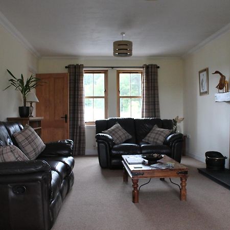 Ach-Na-Sidhe Bed and Breakfast Dores Buitenkant foto