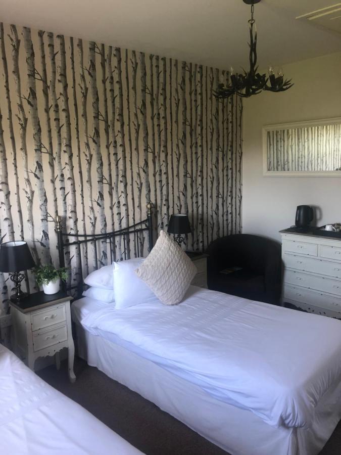 Ach-Na-Sidhe Bed and Breakfast Dores Buitenkant foto