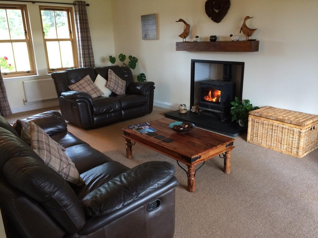 Ach-Na-Sidhe Bed and Breakfast Dores Buitenkant foto