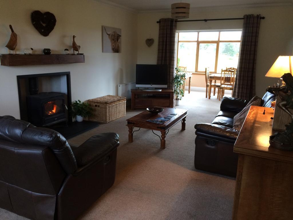 Ach-Na-Sidhe Bed and Breakfast Dores Buitenkant foto