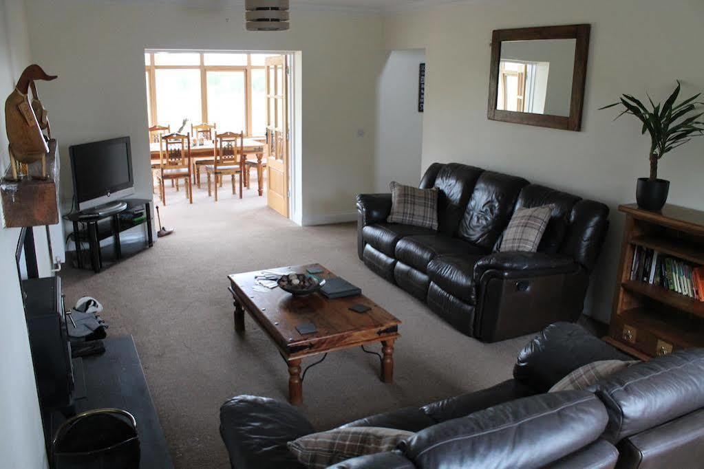 Ach-Na-Sidhe Bed and Breakfast Dores Buitenkant foto
